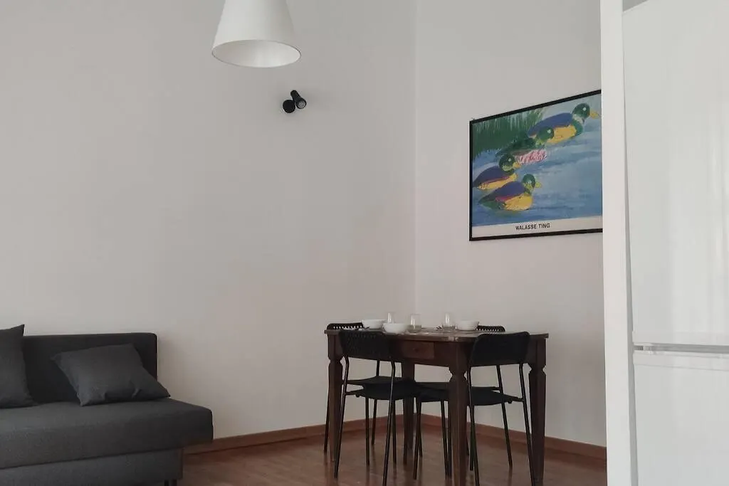 Apartment Incantevole Appartamento Via Molino Delle Armi Milan