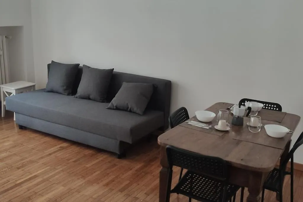 Apartment Incantevole Appartamento Via Molino Delle Armi Milan Italy